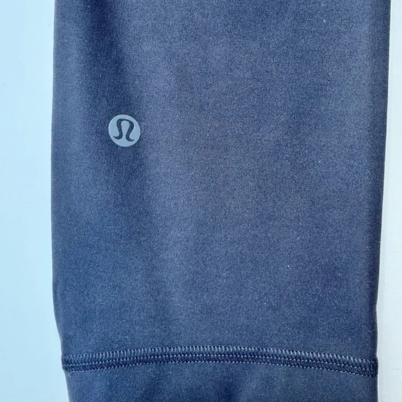 Lululemon Swift Speed HR Crop Leggings Size 4 Black Perforated (NWT)